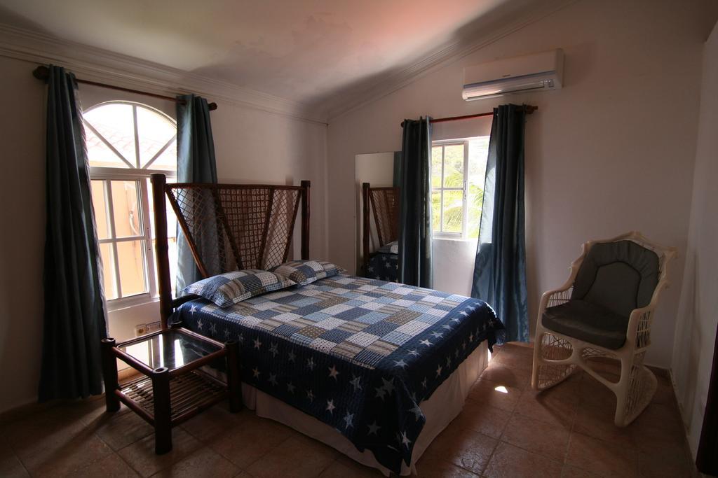 Hotel Panoramica Barahona La Cienaga Bilik gambar